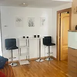 El Primero G - Aljaferia Appartement *