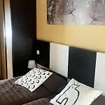 El Primero G - Aljaferia Apartment Zaragoza